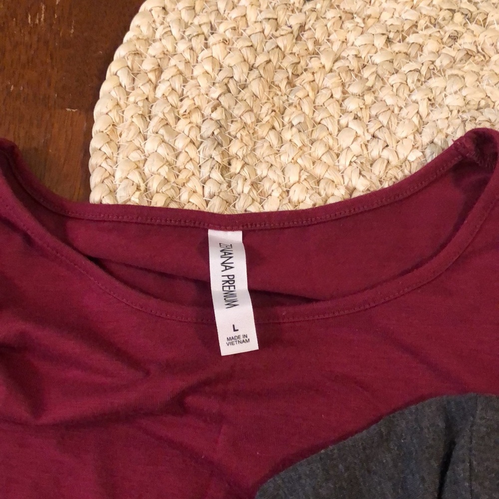 Bundle of 2 short sleeve Zenana Premium knit dresses, both sz L and same cut/fit - Picture 5 of 8